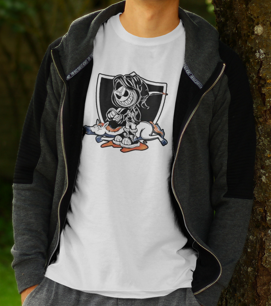 No Love For Denver Las Vegas Raiders Beat Denver Broncos Grim Reaper Over Broncos T-Shirt