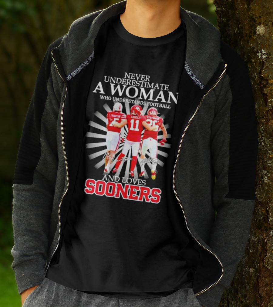 Never Underestimate A Woman Who Understands Football And Loves Sooners T-Shirt