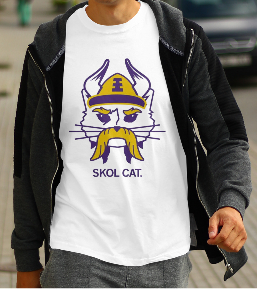 Skol Cat Viking Helmet Mustache Sports Enthusiast T-Shirt