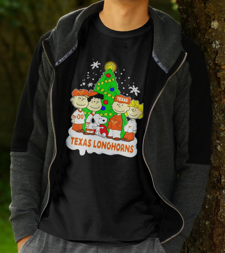 Texas Longhorns Peanuts Characters Christmas Tree T-Shirt