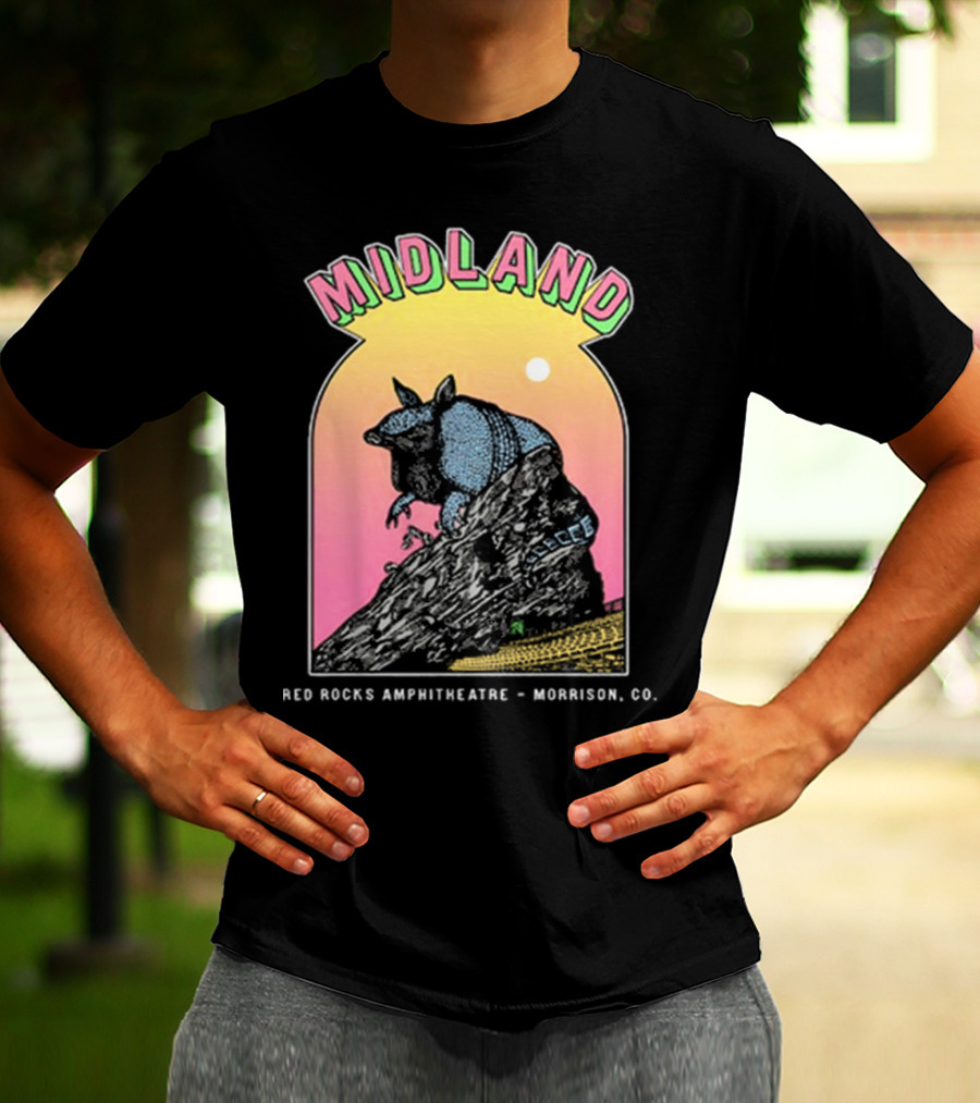 Midland Red Rocks Amphitheatre Armadillo Morrison CO T-Shirt