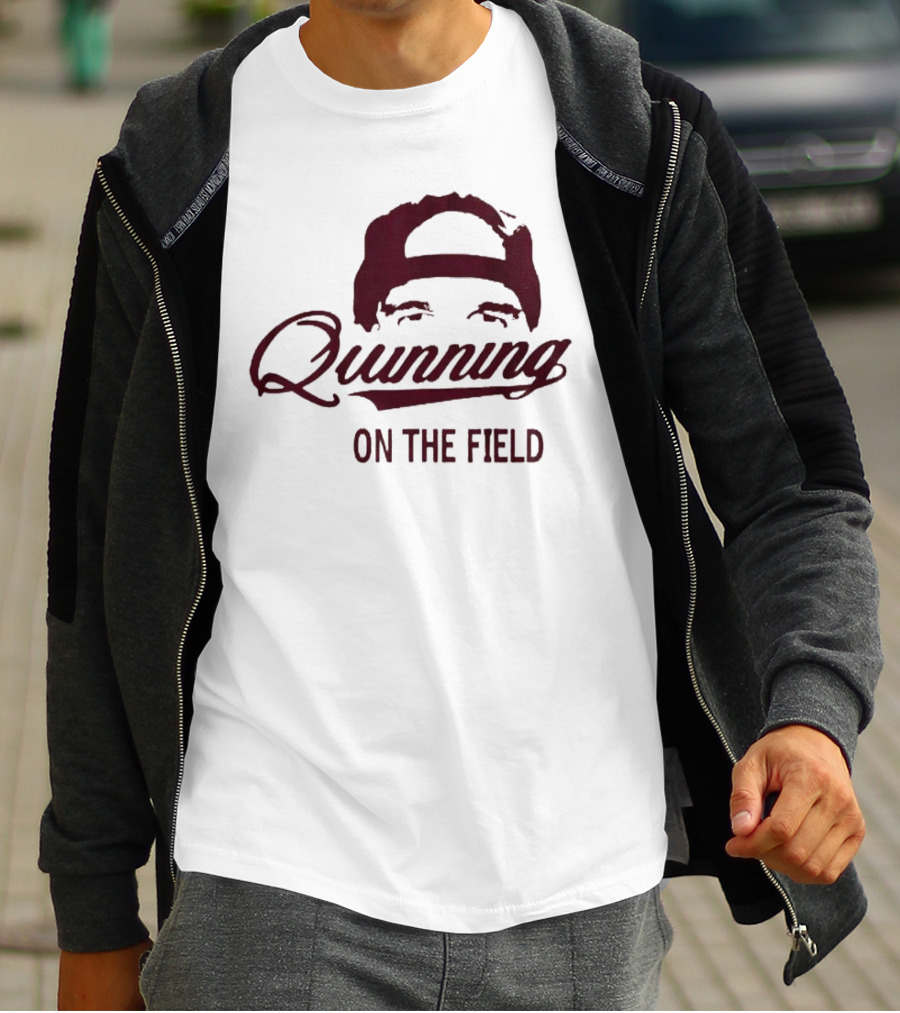 Quinning On The Field Washington Commanders Hat T-Shirt
