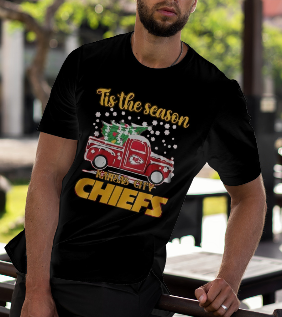 Tis The Season Kansas City Chiefs Christmas Truck Snowflakes T-Shirt