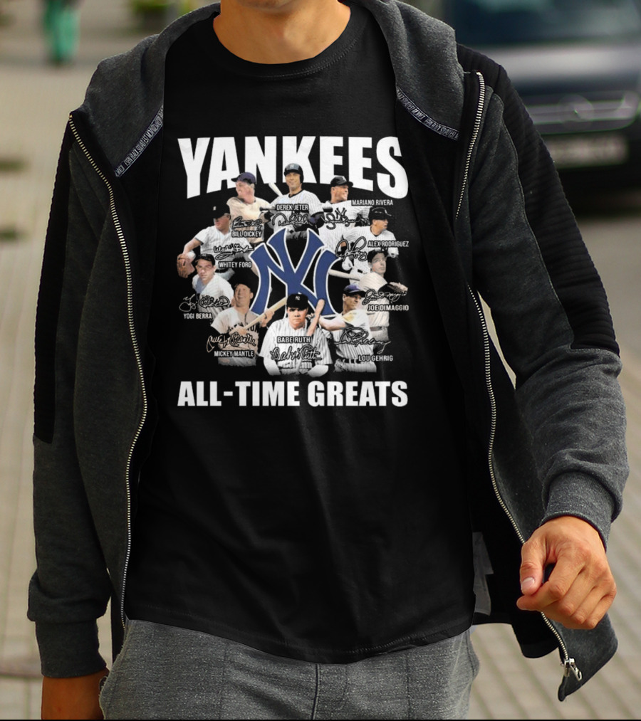 Yankees All-Time Greats Signature Celebrating Derek Jeter Babe Ruth Lou Gehrig Mariano Rivera Mickey Mantle T-Shirt
