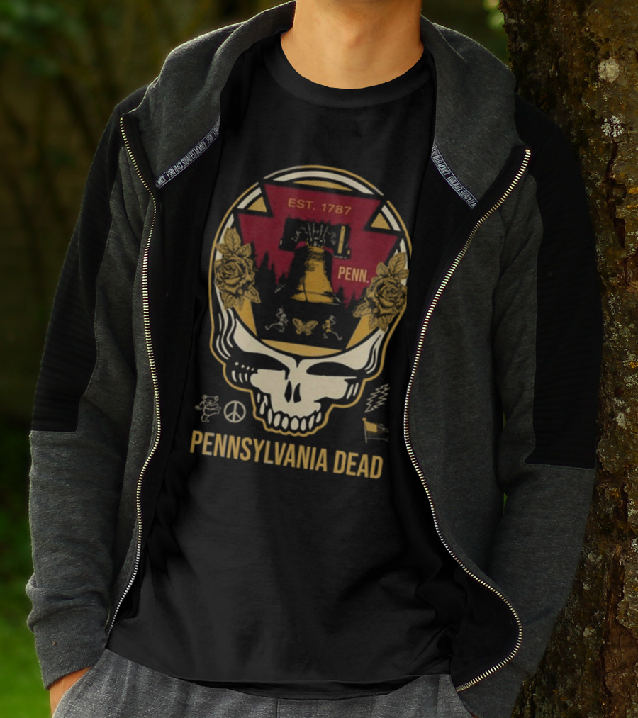 Pennsylvania Dead Est. 1787 Penn Skull With Liberty Bell And Roses T-Shirt