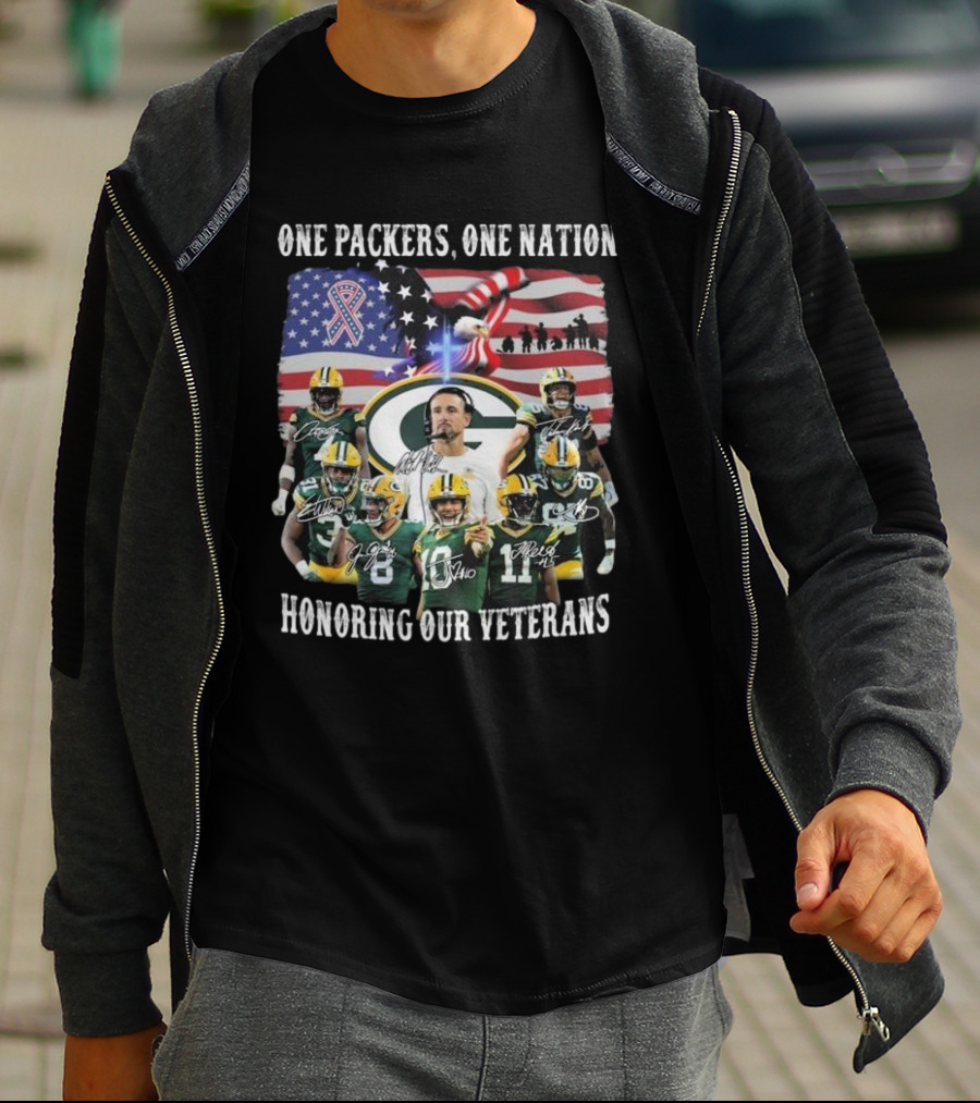 One Packers One Nation Honoring Our Veterans Green Bay Packers Flag Signatures T-Shirt