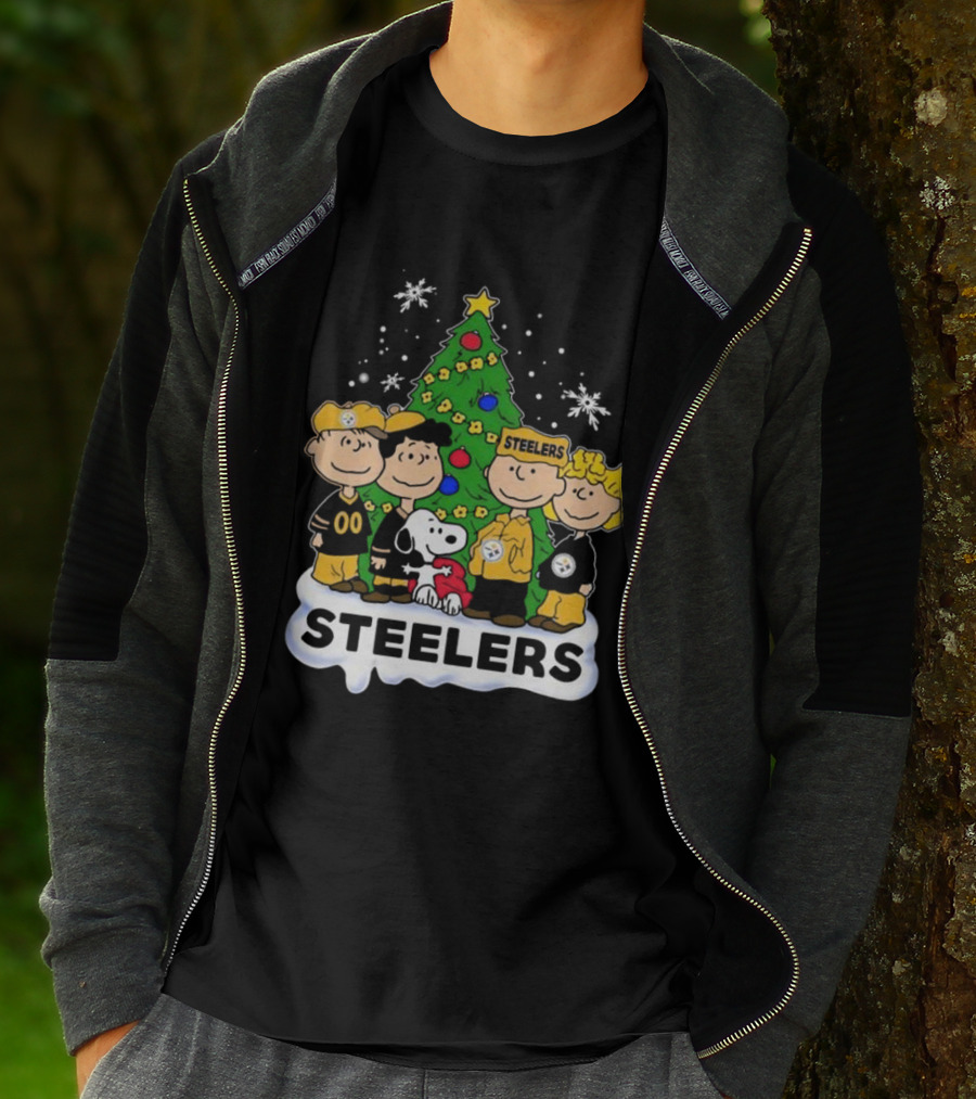 Snoopy And Friends Steelers Christmas T-Shirt