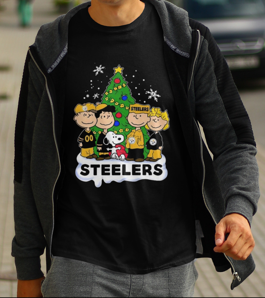Snoopy And Friends Steelers Christmas T-Shirt