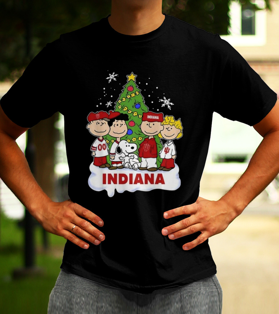 Indiana Hoosiers Snoopy And Friends Christmas Tree Snowflakes T-Shirt