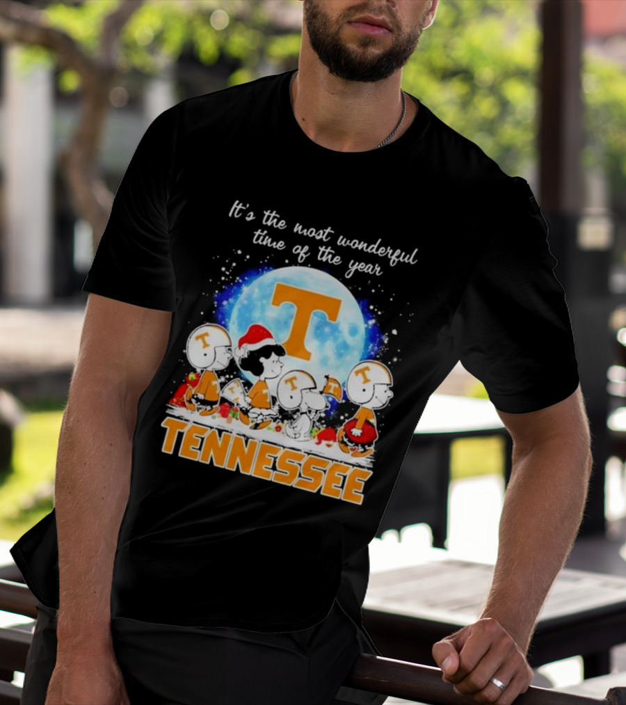 Peanuts Tennessee Volunteers It's The Most Wonderful Time Of The Year Christmas Snoopy Woodstock Lucy Moon T-Shirt