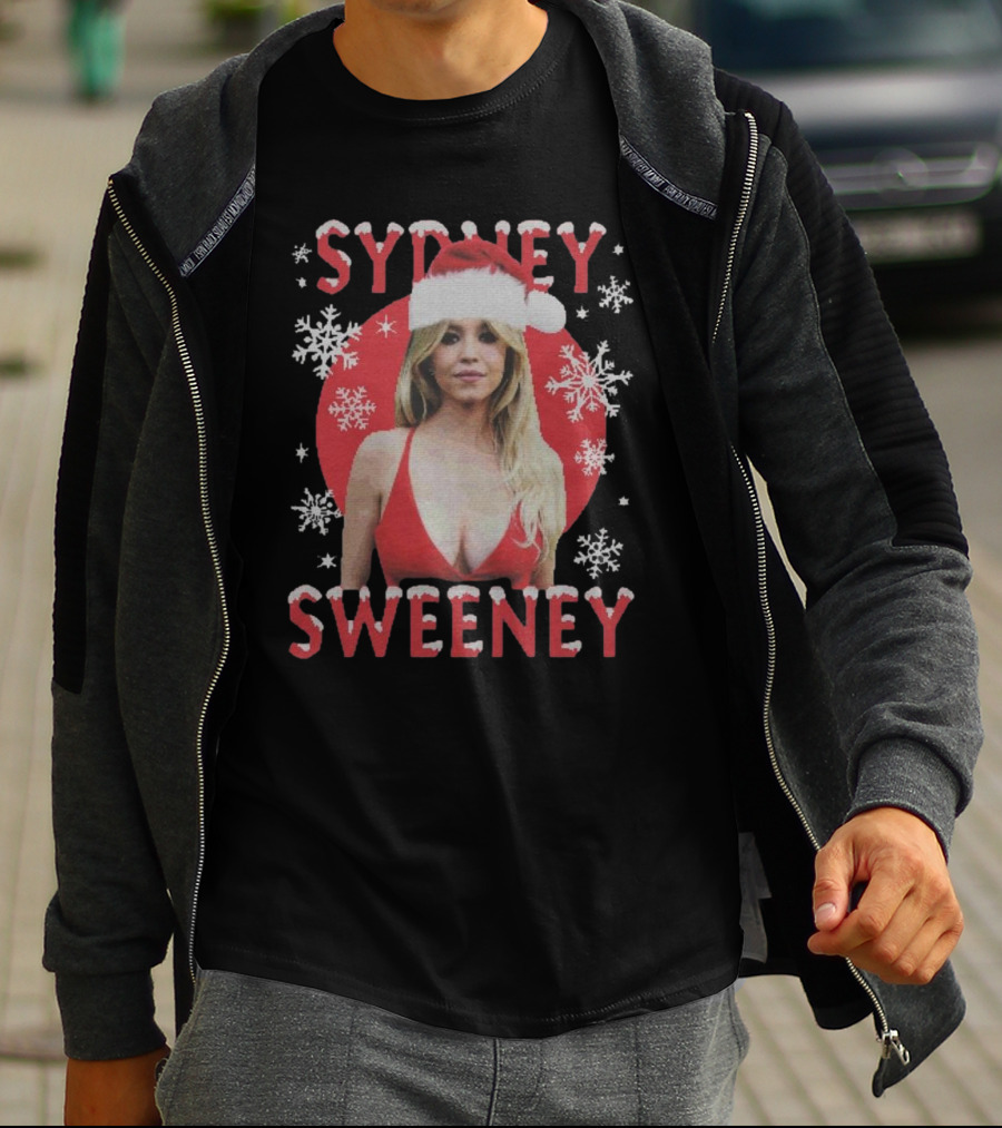 Sydney Sweeney Santa Hat Christmas Snowflakes Red Circle T-Shirt