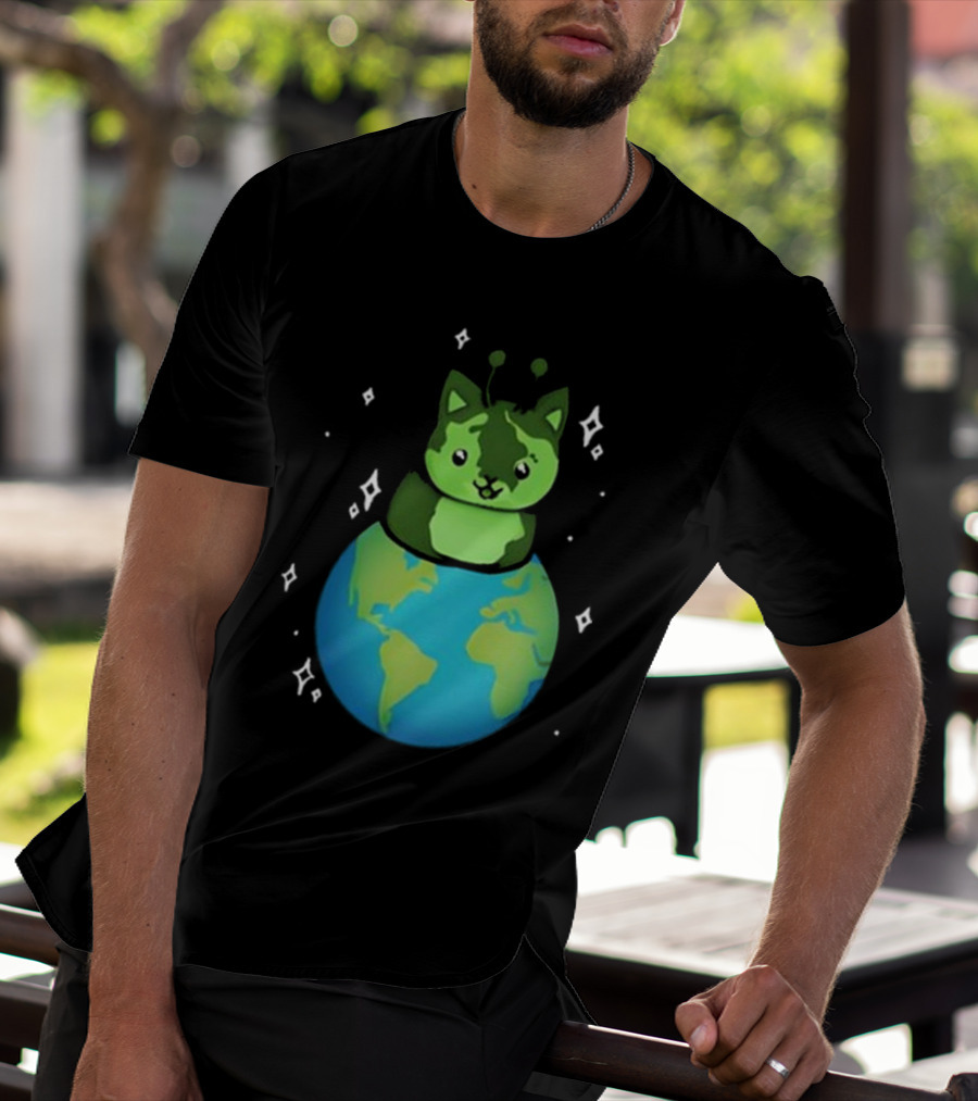 Cult Of Biscuit Alien Biscuit Cat Globe Stars T-Shirt