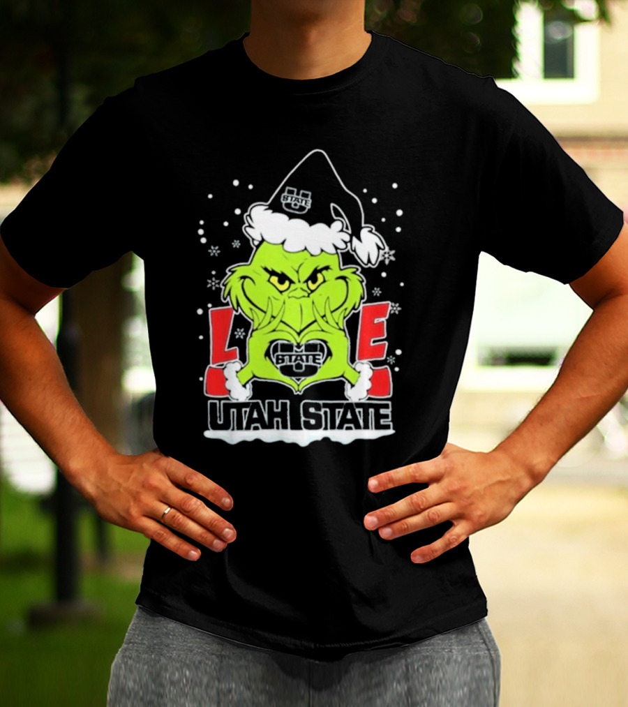 The Grinch Love Utah State Aggies Football Christmas T-Shirt