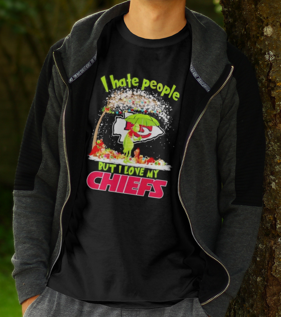 I Hate People But I Love My Chiefs Grinch And Max Kansas City Chiefs Christmas T-Shirt