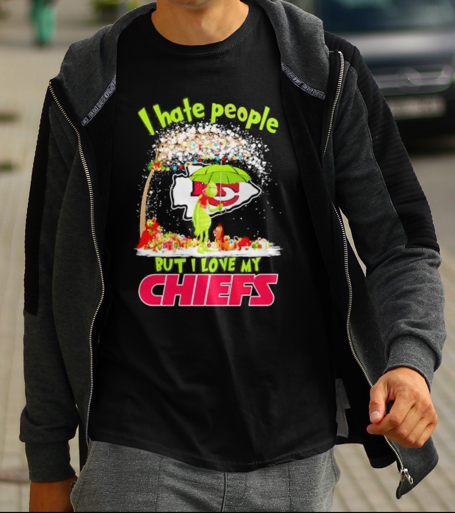I Hate People But I Love My Chiefs Grinch And Max Kansas City Chiefs Christmas T-Shirt