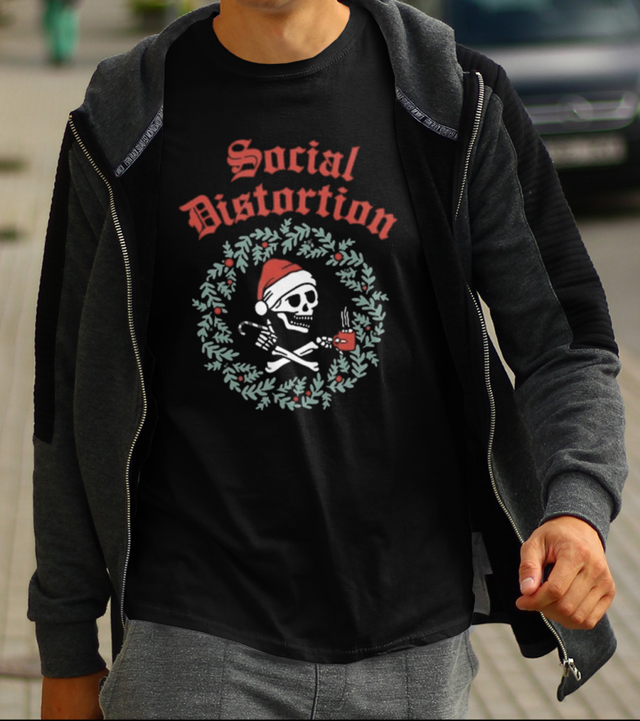 Social Distortion Santa Skelly Holiday Wreath T-Shirt