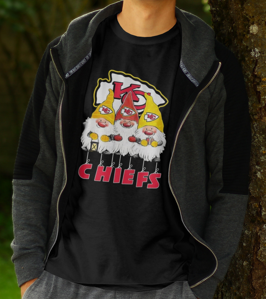 Kansas City Chiefs Gnomes Christmas Chiefs T-Shirt