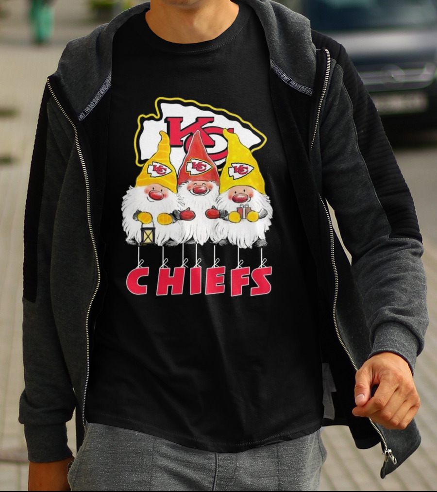 Kansas City Chiefs Gnomes Christmas Chiefs T-Shirt