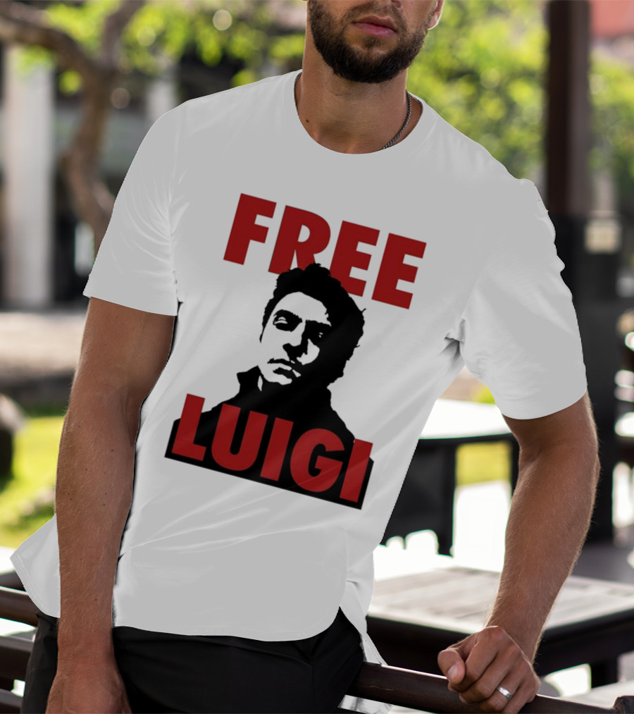 Free Luigi Mangione Bold Statement Iconic T-Shirt
