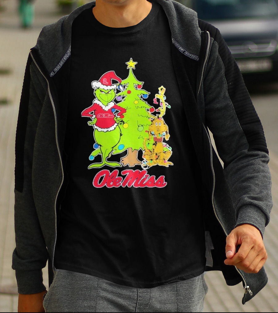 Ole Miss Rebels Grinch And Max Dog Christmas Tree T-Shirt