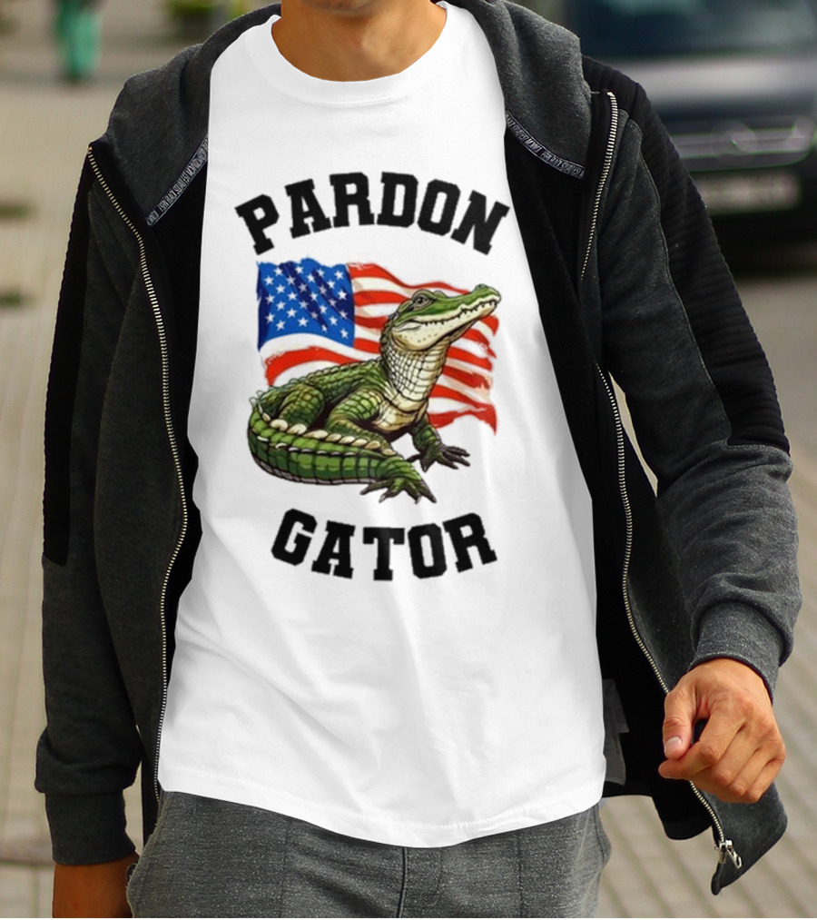 Pardon Gator American Flag Constitutional Gator T-Shirt
