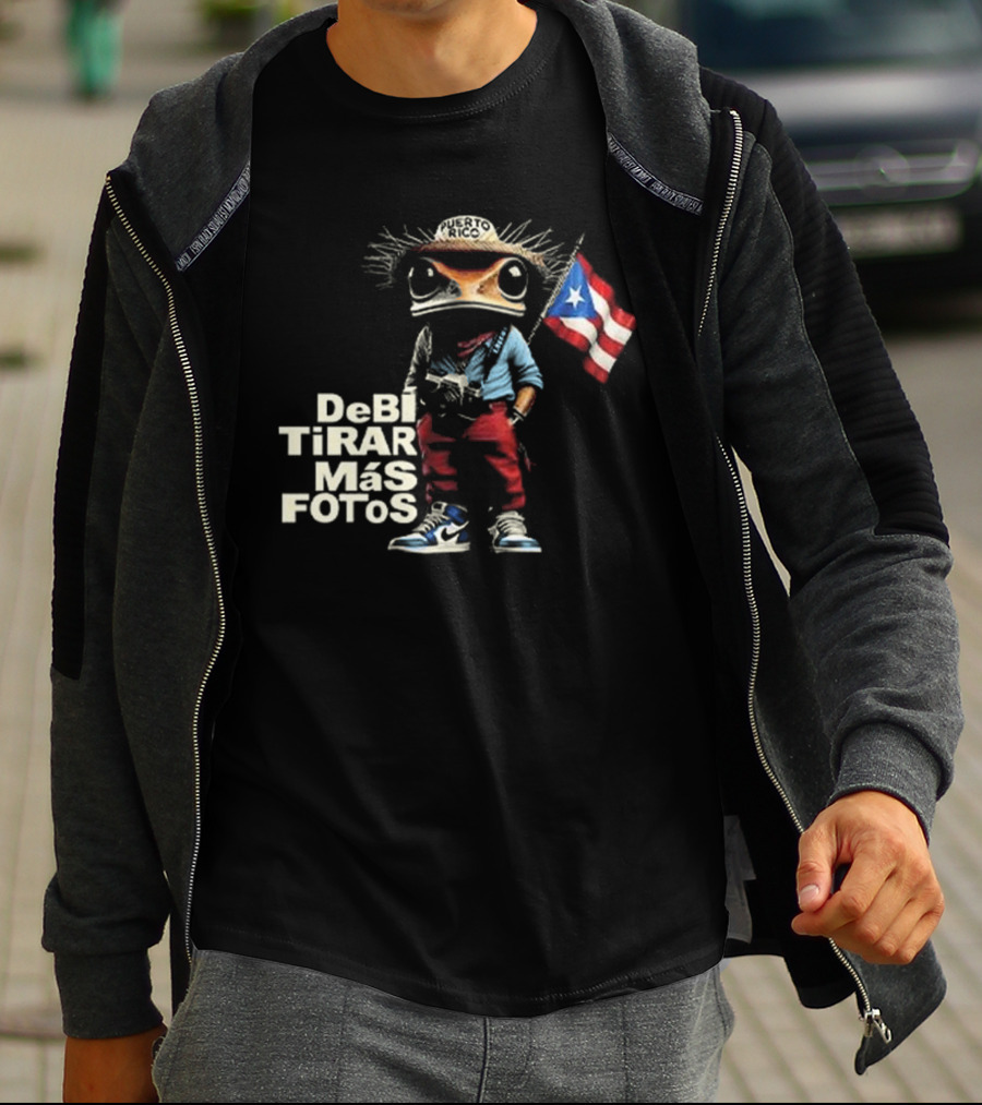 DeBi TiRAR Más FoTOs Puerto Rico Flag Frog Character Shoes T-Shirt