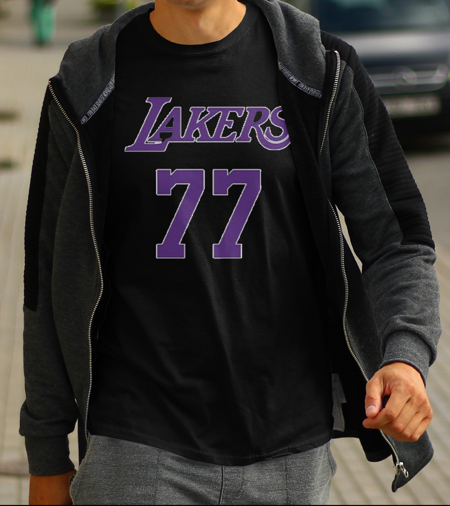 Lakers 77 T-Shirt