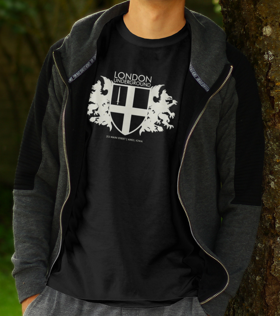 London Underground 232 Main Street Ames Iowa Heraldic Crest Design T-Shirt