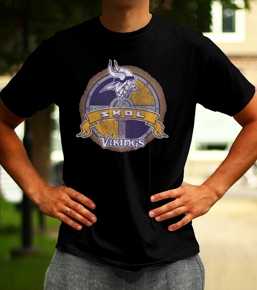 Minnesota Vikings Skol Shield Logo Vintage Emblem T-Shirt