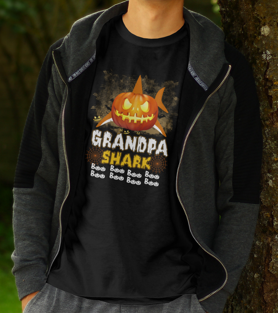 Grandpa Shark Pumpkin Halloween Boo Jack-o'-Lantern Spooky Shark T-Shirt