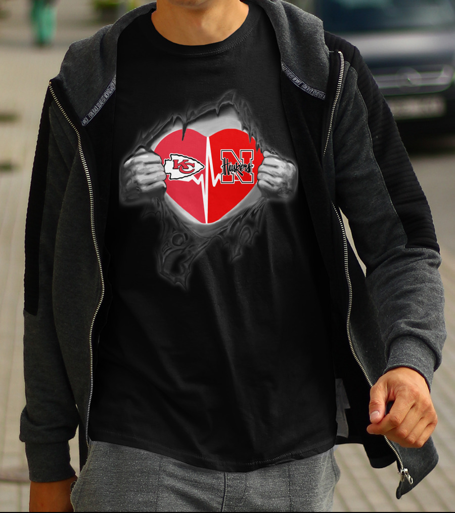 Kansas City Chiefs Nebraska Huskers Heart Logo Fusion Fan T-Shirt