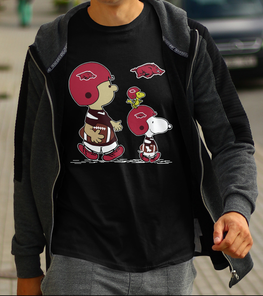 Arkansas Razorbacks Football Snoopy And Woodstock With Helmets And Hog T-Shirt