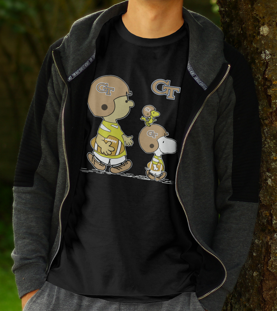 Georgia Tech Yellow Jackets Snoopy And Woodstock Football Duo T-Shirt