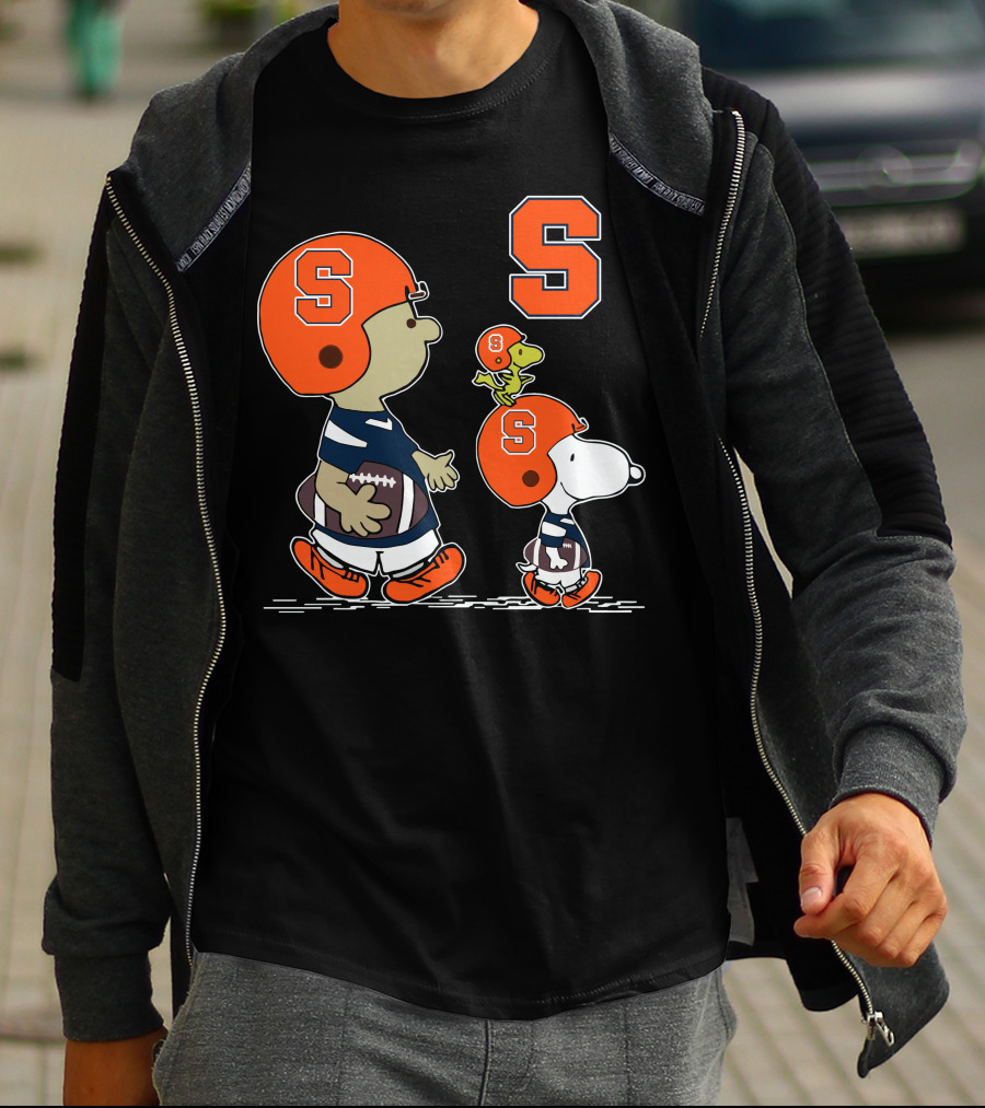 Syracuse Orange Peanuts Snoopy And Woodstock Football Team T-Shirt
