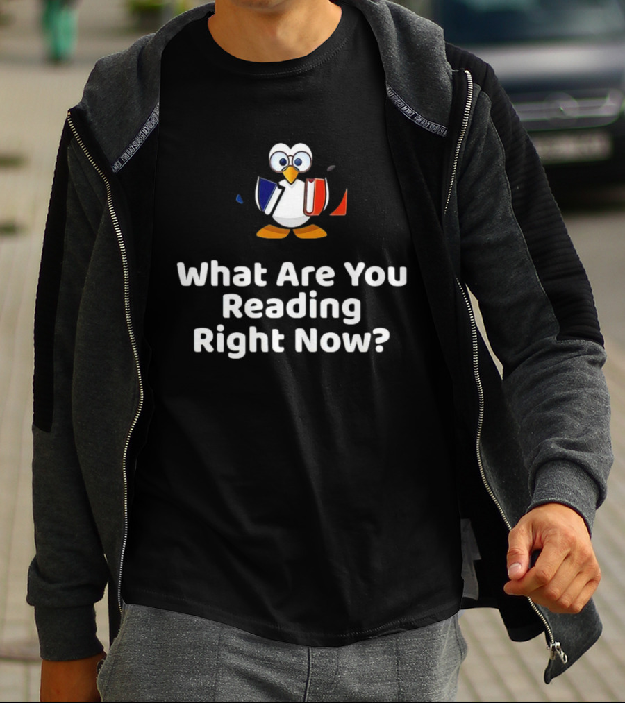 What Are You Reading Right Now Penguin Holding Books T-Shirt