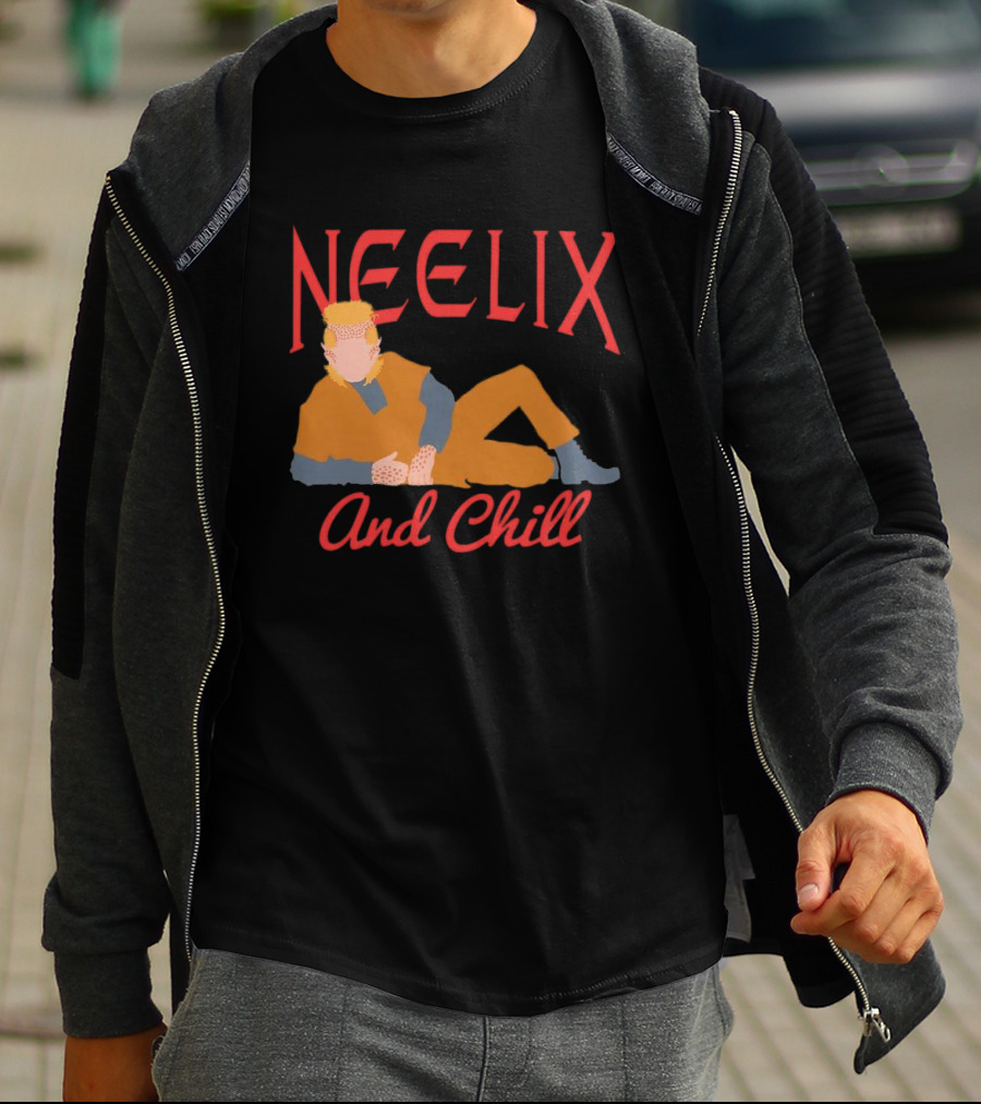 Neelix And Chill Star Trek Voyager Character Casual Relaxation Mood T-Shirt