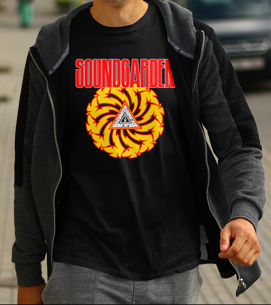 Soundgarden Badmotorfinger Album Cover Iconic Logo Spiral T-Shirt
