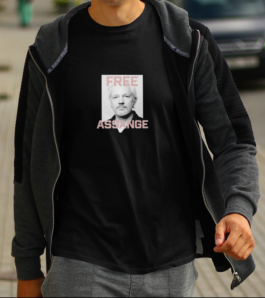 Free Julian Assange Kendama T-Shirt