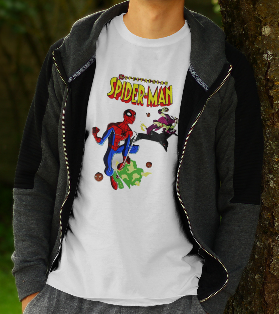 The Spectacular Spider-Man Versus Green Goblin Battle Scene T-Shirt