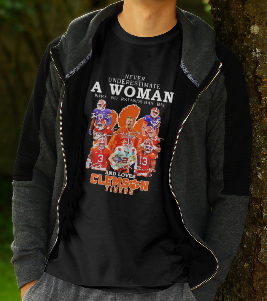 Never Underestimate A Woman Who Understands Baseball And Loves Clemson Tigers T-Shirt