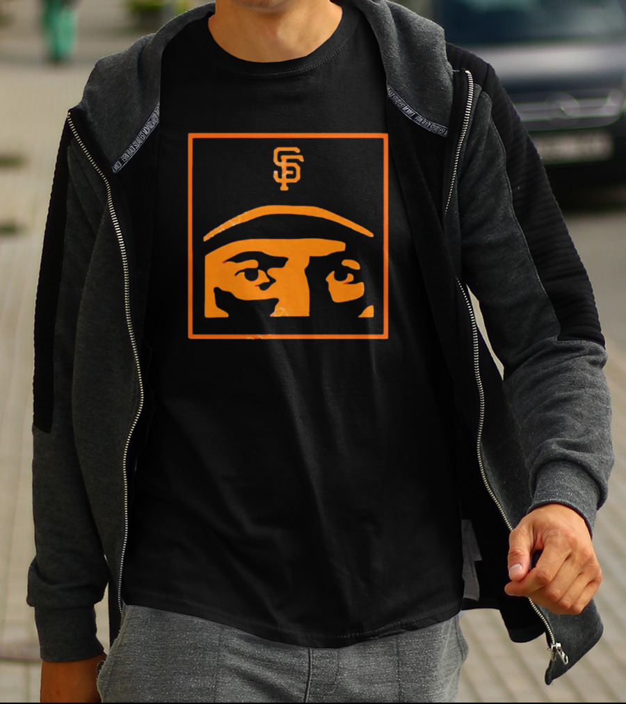 San Francisco Giants Will Clark Thrill SF Logo Eyes T-Shirt