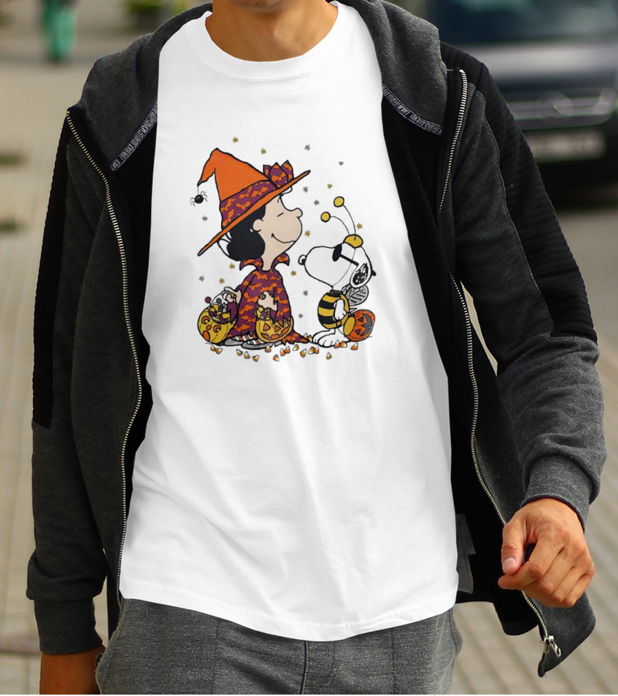 Snoopy Halloween Witch And Bee Pumpkins T-Shirt