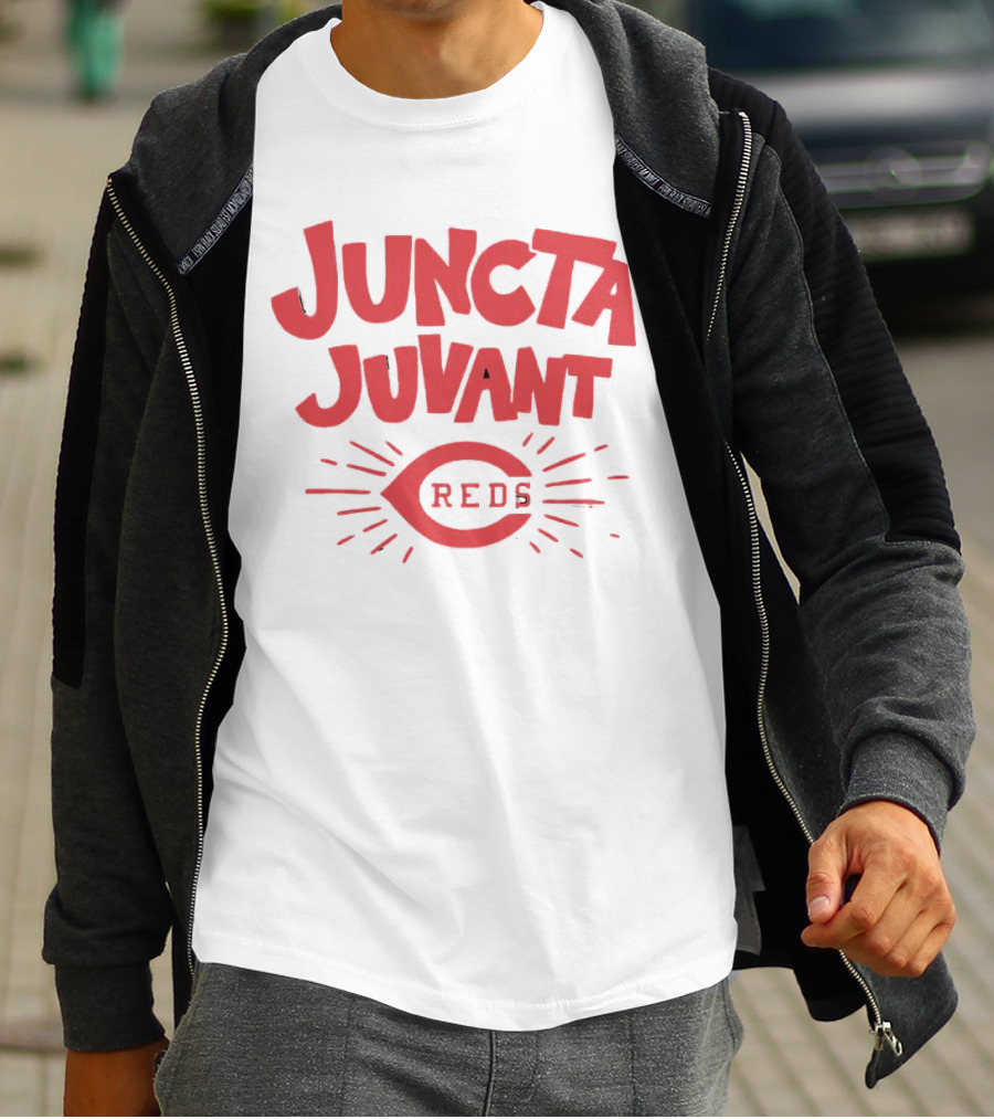 Cincinnati Reds Juncta Juvant Reds T-Shirt