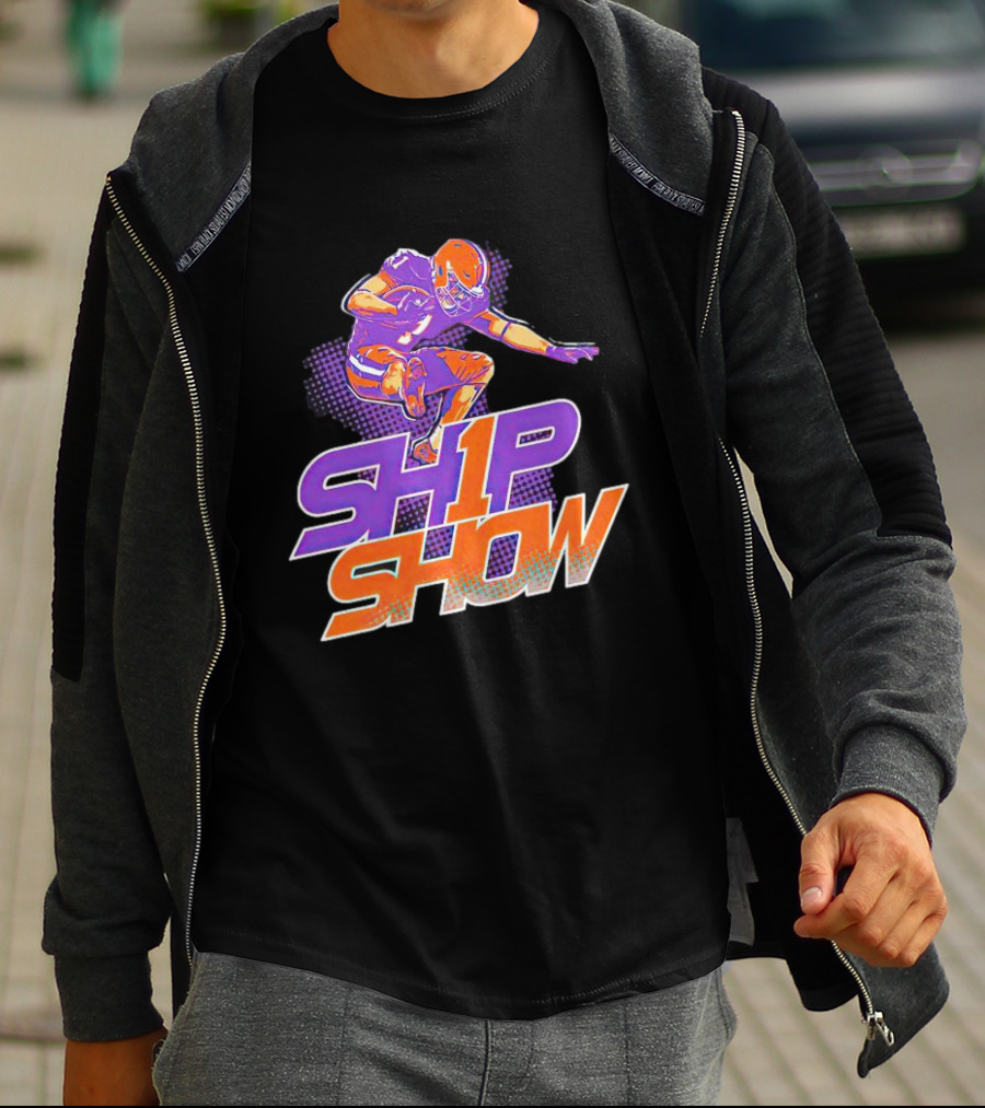 Clemson Tigers Ship Show Football Player In Orange And Purple T-Shirt