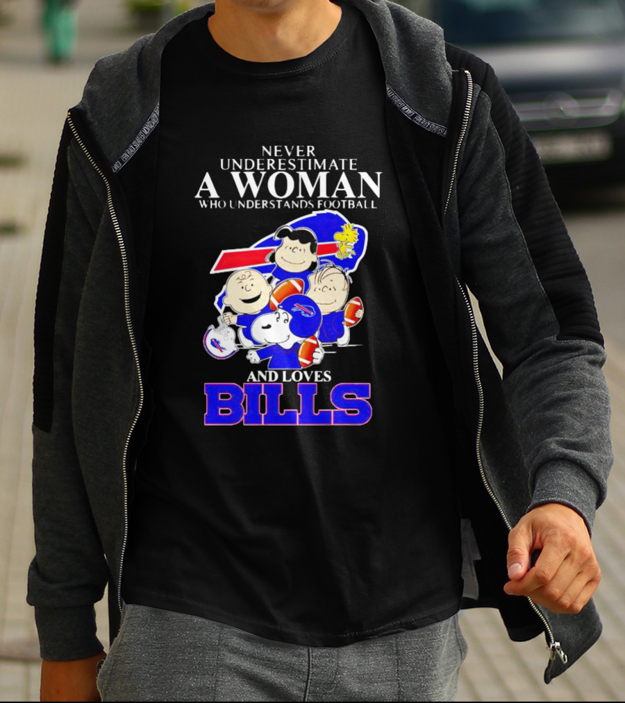 Never Underestimate A Woman Who Understands Football And Loves Bills Peanuts Characters T-Shirt