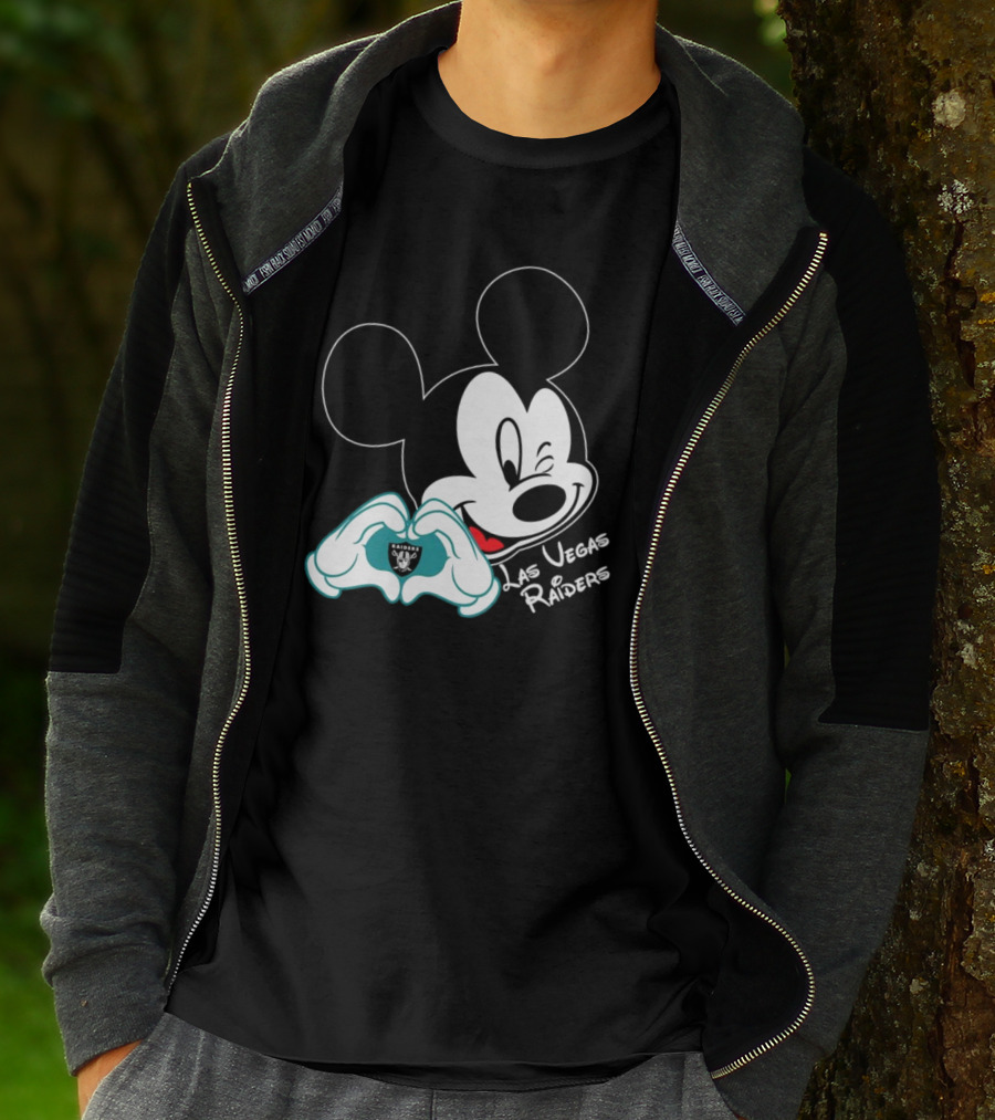 Mickey Mouse Heart Las Vegas Raiders NFL Team T-Shirt