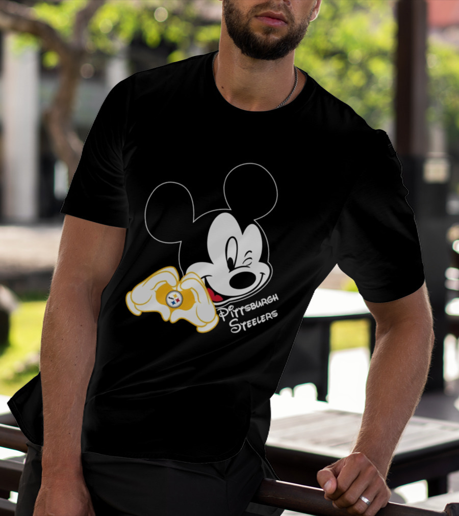 Mickey Mouse Heart Hands Pittsburgh Steelers T-Shirt