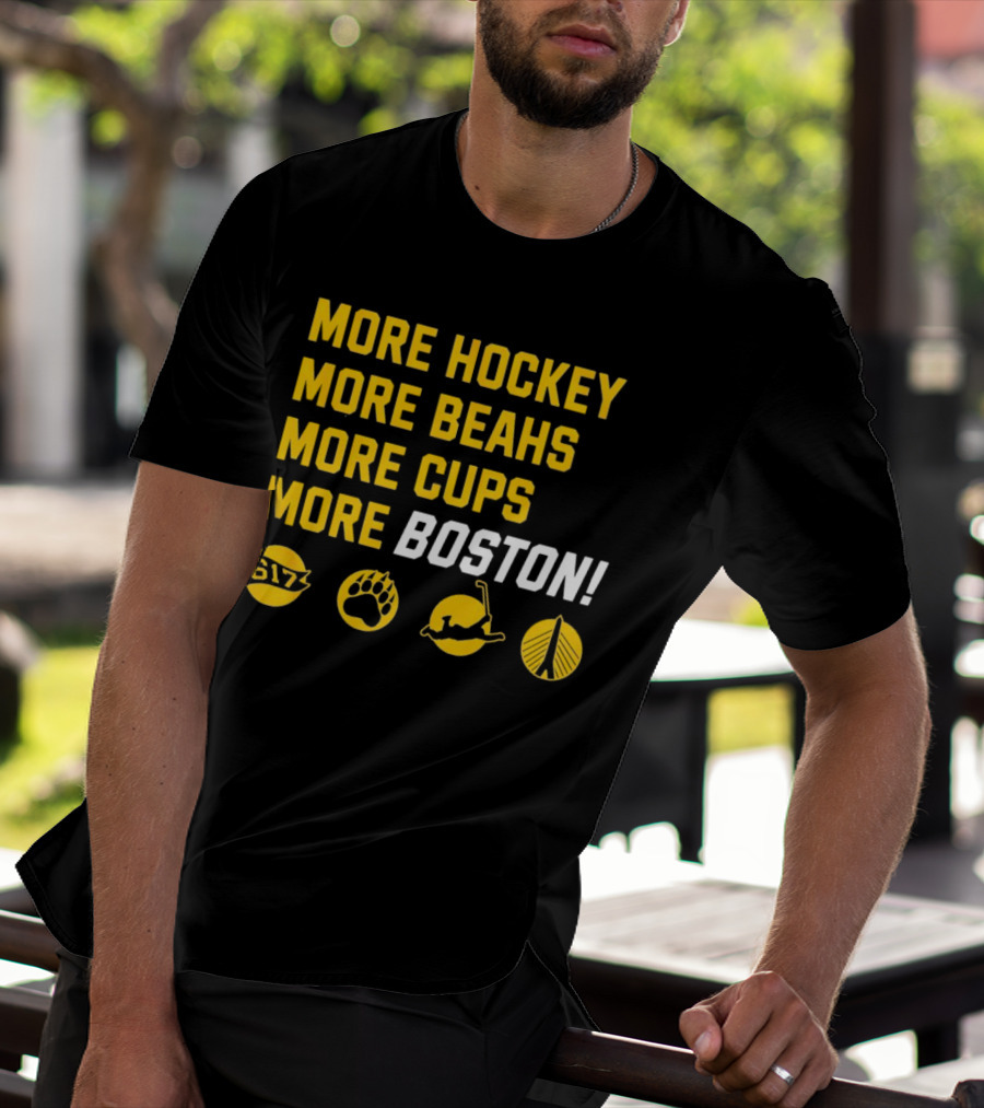 More Hockey More Beahs More Cups More Boston 617 Bear Claw Skater Bridge T-Shirt