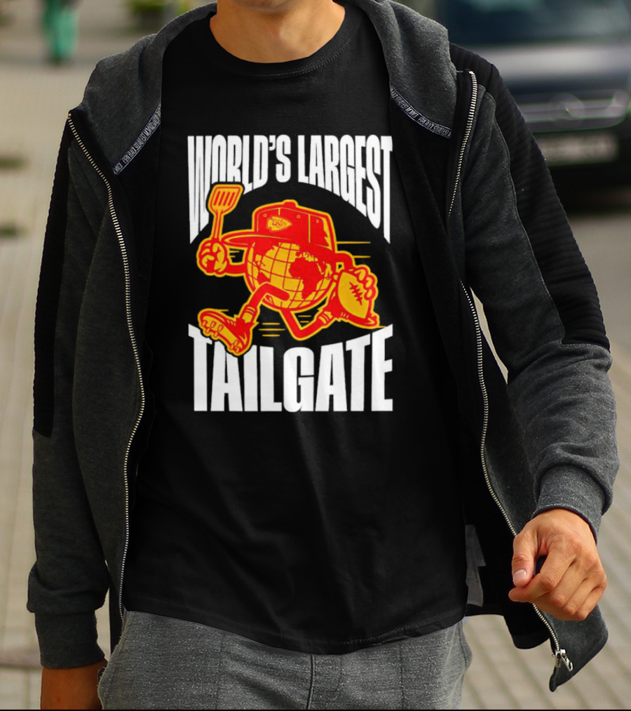 Kansas City Chiefs World's Largest Tailgate Football Grilling T-Shirt