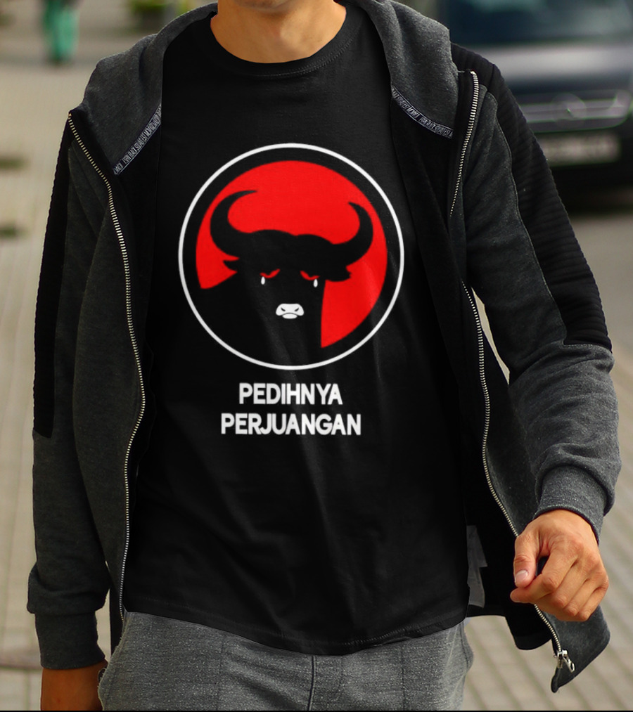 Pedihnya Perjuangan Red Bull Tears T-Shirt